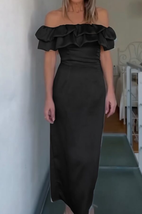 Φόρεμα σατινέ με πεσμένους ώμους βολάν μαύρο 10239-201